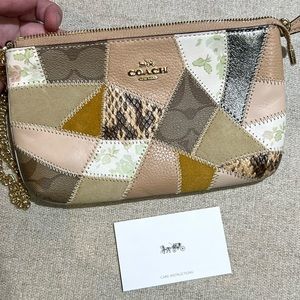 NWT Coach Wristlet